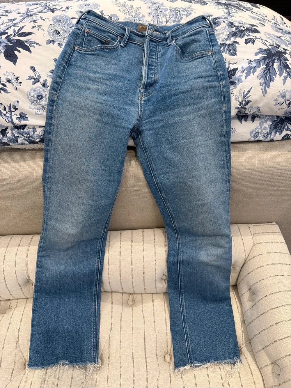MOTHER The Tripper Ankle Fray Blue Straight-Leg Jeans with Back Pocket M Stitch - Picture 5 of 5